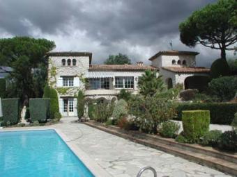 Magnificent 6 bd villa, sea view French Riviera